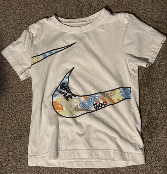 Nike Other - Nike Youth T Shirt Size 7